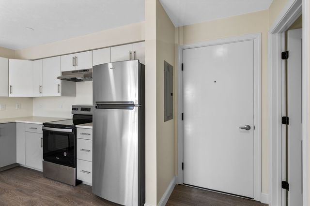 472 Essex Street 406, Lynn, MA 01902