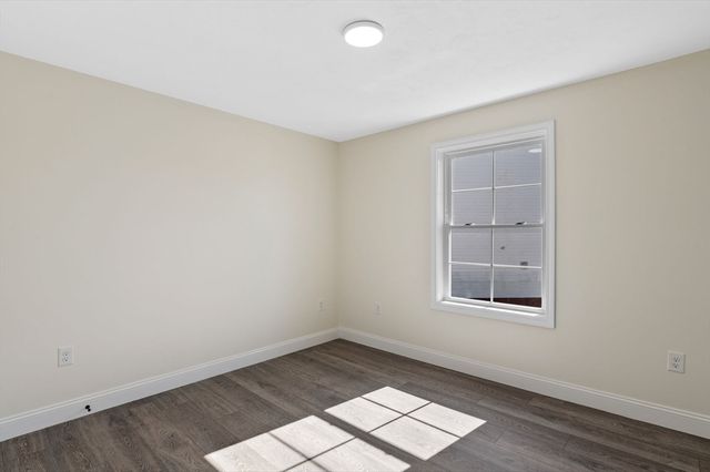 472 Essex Street 406, Lynn, MA 01902