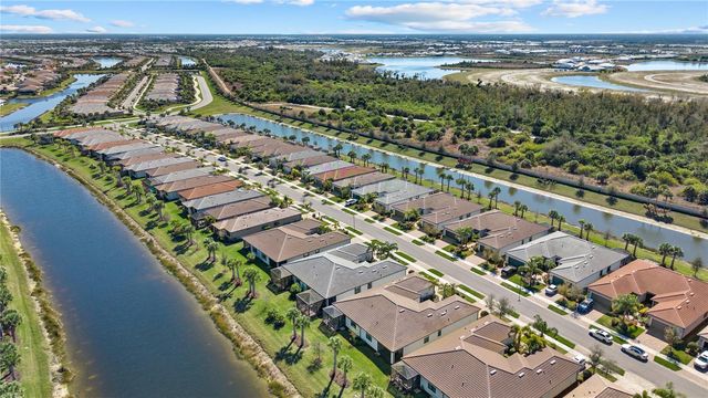 13860 VADINI STREET, Venice, FL 34293