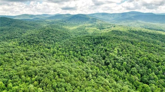 Trt A Cascade Drive, Jasper, GA 30143
