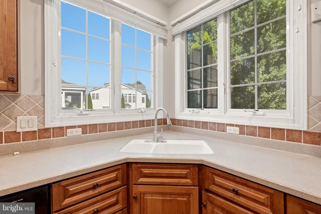 43725 RED HOUSE DR, Leesburg, VA 20176