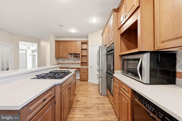 43725 RED HOUSE DR, Leesburg, VA 20176