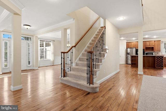 43725 RED HOUSE DR, Leesburg, VA 20176