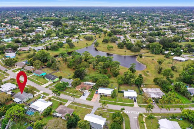 435 NE Solida Circle, Port St Lucie, FL 34953