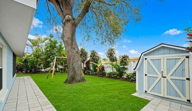 8958 110TH STREET, Seminole, FL 33772