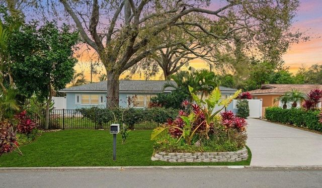 8958 110TH STREET, Seminole, FL 33772