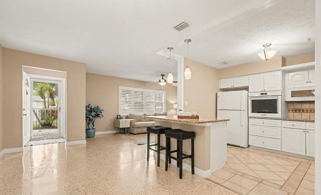 8958 110TH STREET, Seminole, FL 33772