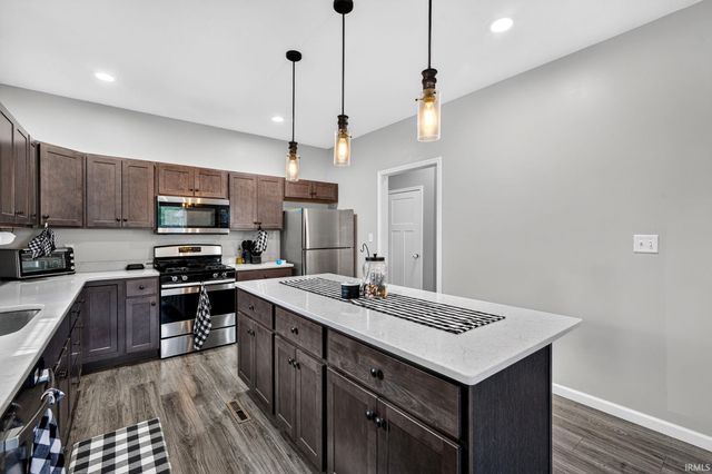 5503 Bay Char Court, Osceola, IN 46561