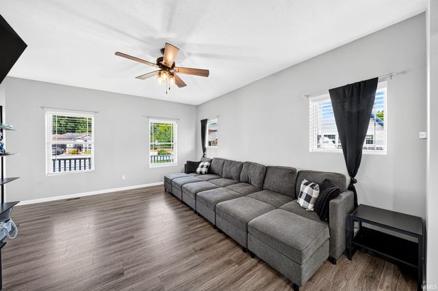 5503 Bay Char Court, Osceola, IN 46561
