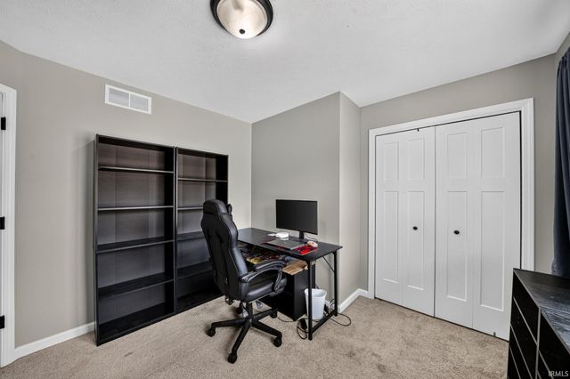 5503 Bay Char Court, Osceola, IN 46561