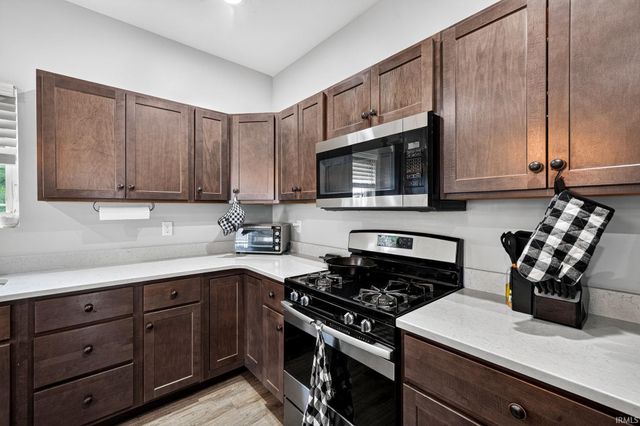 5503 Bay Char Court, Osceola, IN 46561