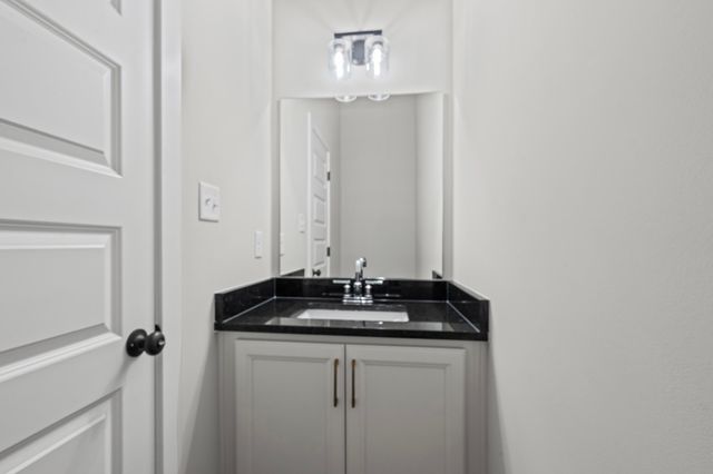 9910 DELPHINIUM DR N, Cordova, TN 38018