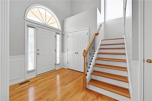 12462 Rosehill Street, Overland Park, KS 66213