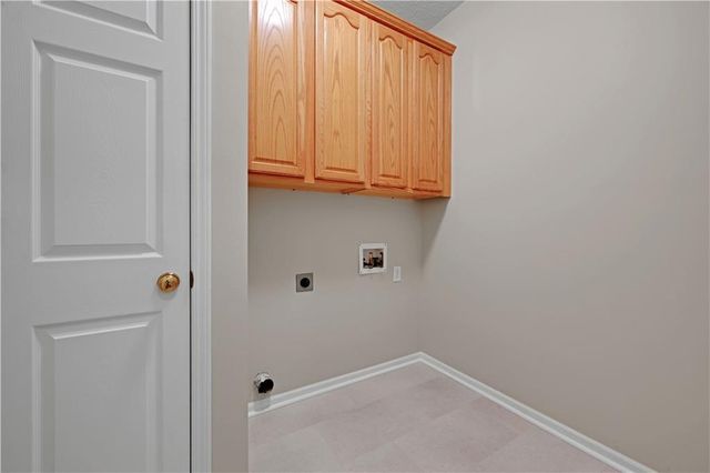 12462 Rosehill Street, Overland Park, KS 66213