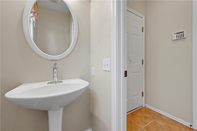 12462 Rosehill Street, Overland Park, KS 66213