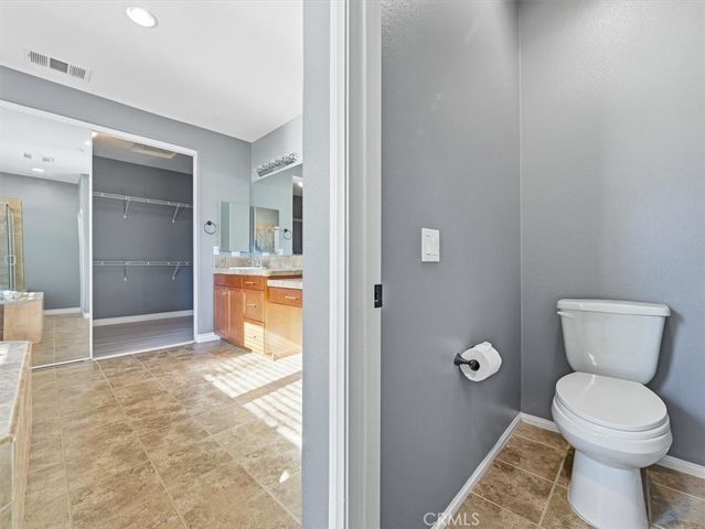 2947 Gilbert Avenue, Corona, CA 92881