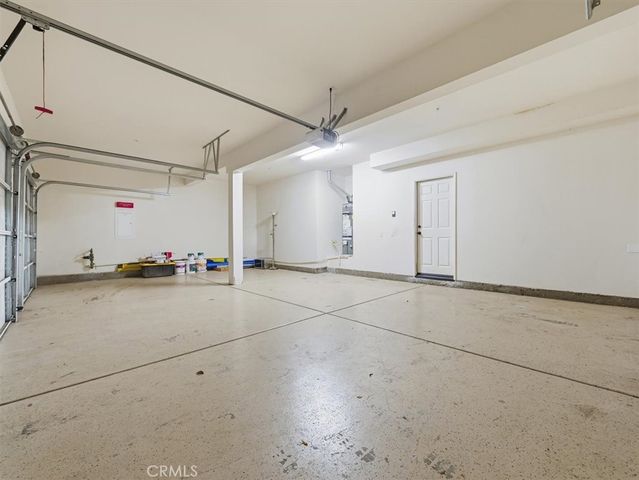 2947 Gilbert Avenue, Corona, CA 92881