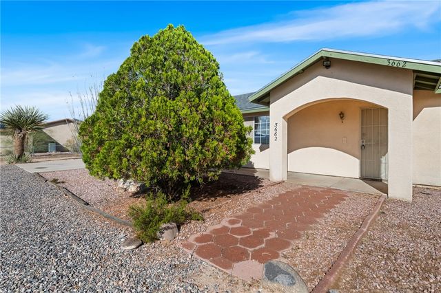 3662 N Venus Court, Golden Valley, AZ 86413