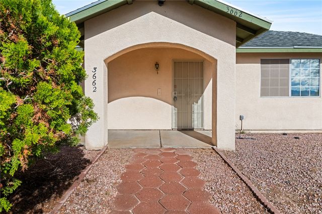 3662 N Venus Court, Golden Valley, AZ 86413