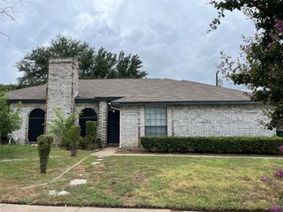 724 Ballard Street, Cedar Hill, TX 75104