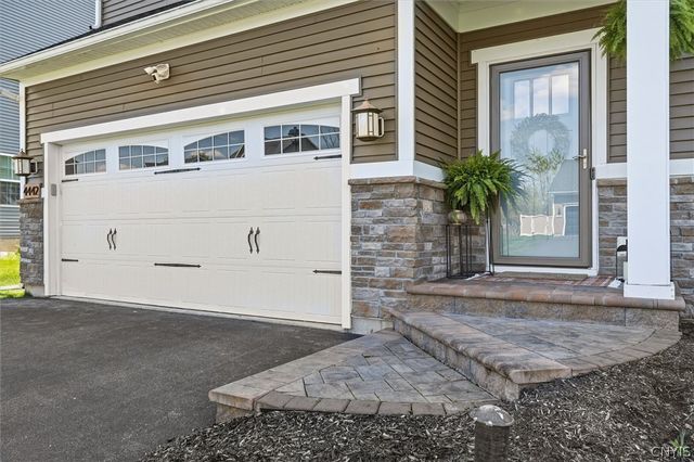 4442 Pace Lane, Clay, NY 13041