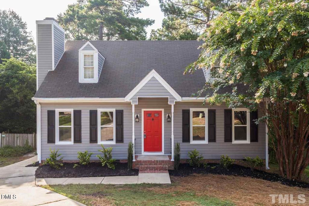 8324 Bellingham Circle, Raleigh, NC 27615