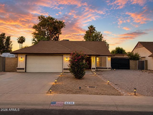 4238 E EVERETT Drive, Phoenix, AZ 85032
