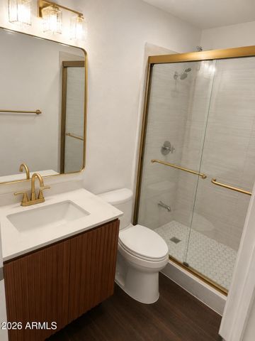 4238 E EVERETT Drive, Phoenix, AZ 85032