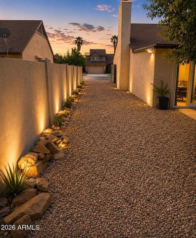 4238 E EVERETT Drive, Phoenix, AZ 85032