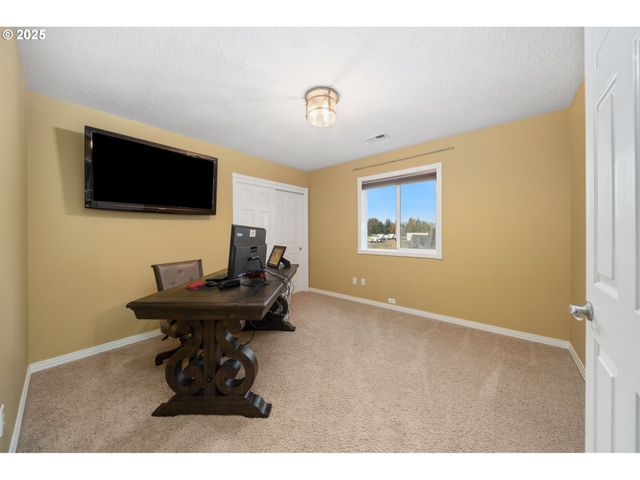 3811 Ne 166TH Ave, Vancouver, WA 98682