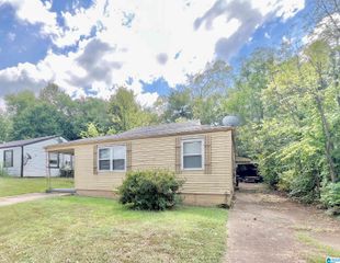 1845 HENRY CRUMPTON DRIVE, Birmingham, AL 35211