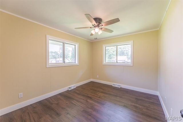 1910 Barron Road, Poplar Bluff, MO 63901