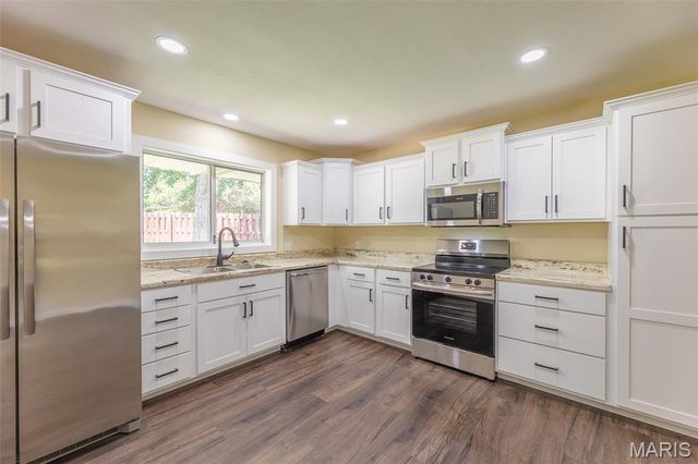 1910 Barron Road, Poplar Bluff, MO 63901