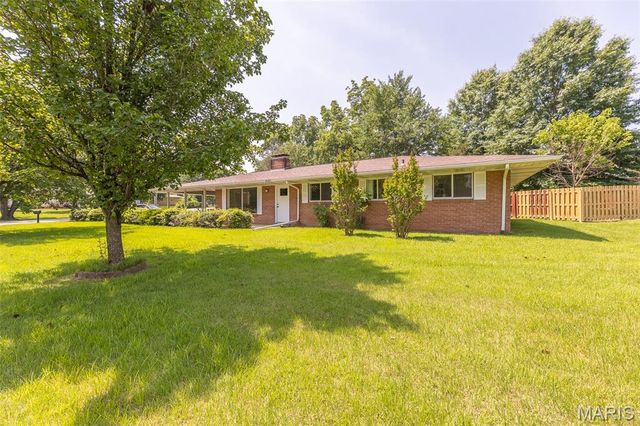 1910 Barron Road, Poplar Bluff, MO 63901