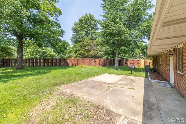1910 Barron Road, Poplar Bluff, MO 63901