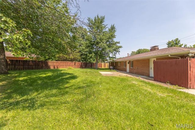 1910 Barron Road, Poplar Bluff, MO 63901