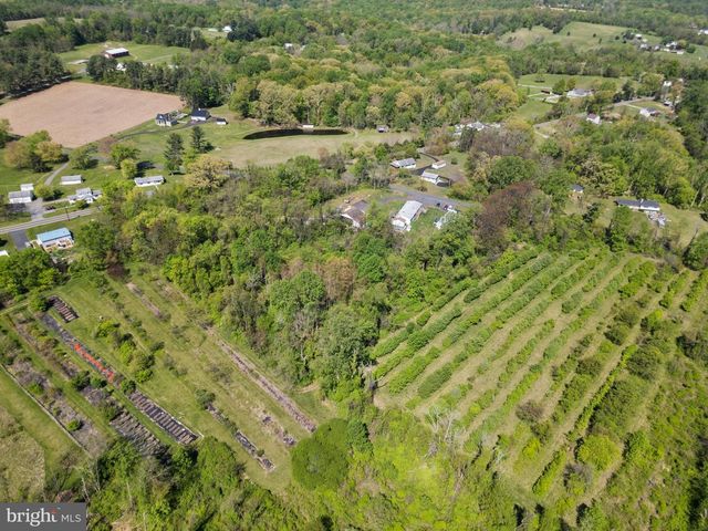2302 CASTLETON RD, Darlington, MD 21034