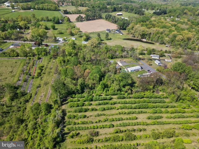 2302 CASTLETON RD, Darlington, MD 21034
