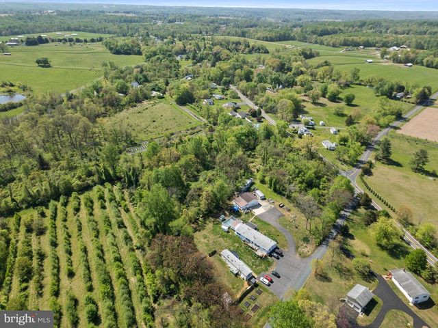 2302 CASTLETON RD, Darlington, MD 21034