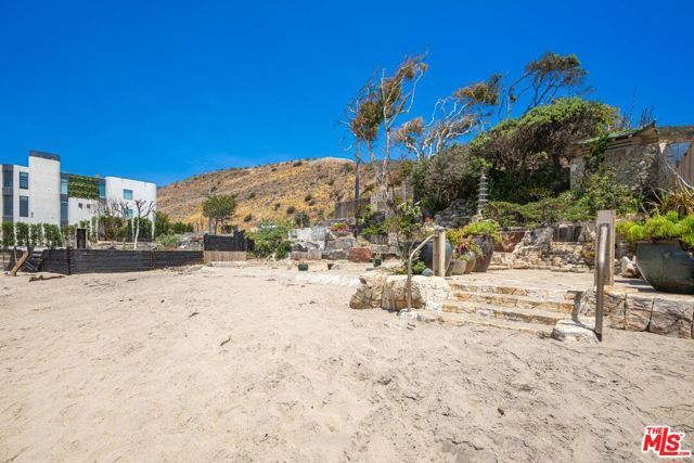 18842 Pacific Coast Highway, Malibu, CA 90265