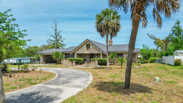 1803 E 9th Street, Lynn Haven, FL 32444