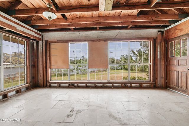 1803 E 9th Street, Lynn Haven, FL 32444