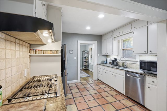 3229 Wabash Avenue, Fort Worth, TX 76109