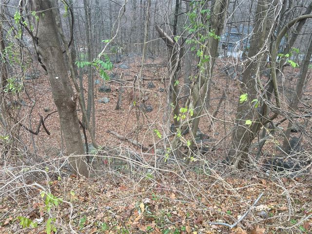 14 Amalfi Drive, Cortlandt Manor, NY 10567