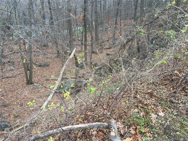 14 Amalfi Drive, Cortlandt Manor, NY 10567