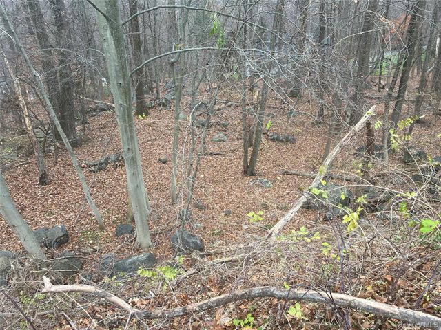 14 Amalfi Drive, Cortlandt Manor, NY 10567