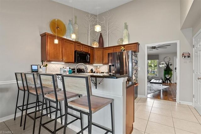 4339 Weatherton Drive, Kernersville, NC 27284
