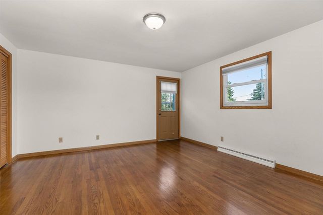 2714 N ELMWOOD COURT, Appleton, WI 54911