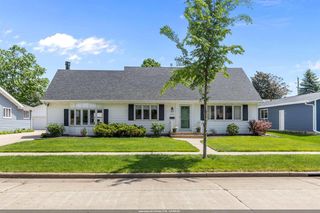 2714 N ELMWOOD COURT, Appleton, WI 54911