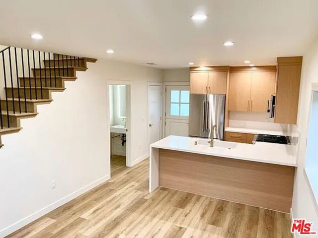 5222 Whitsett Avenue, Valley Village, CA 91607